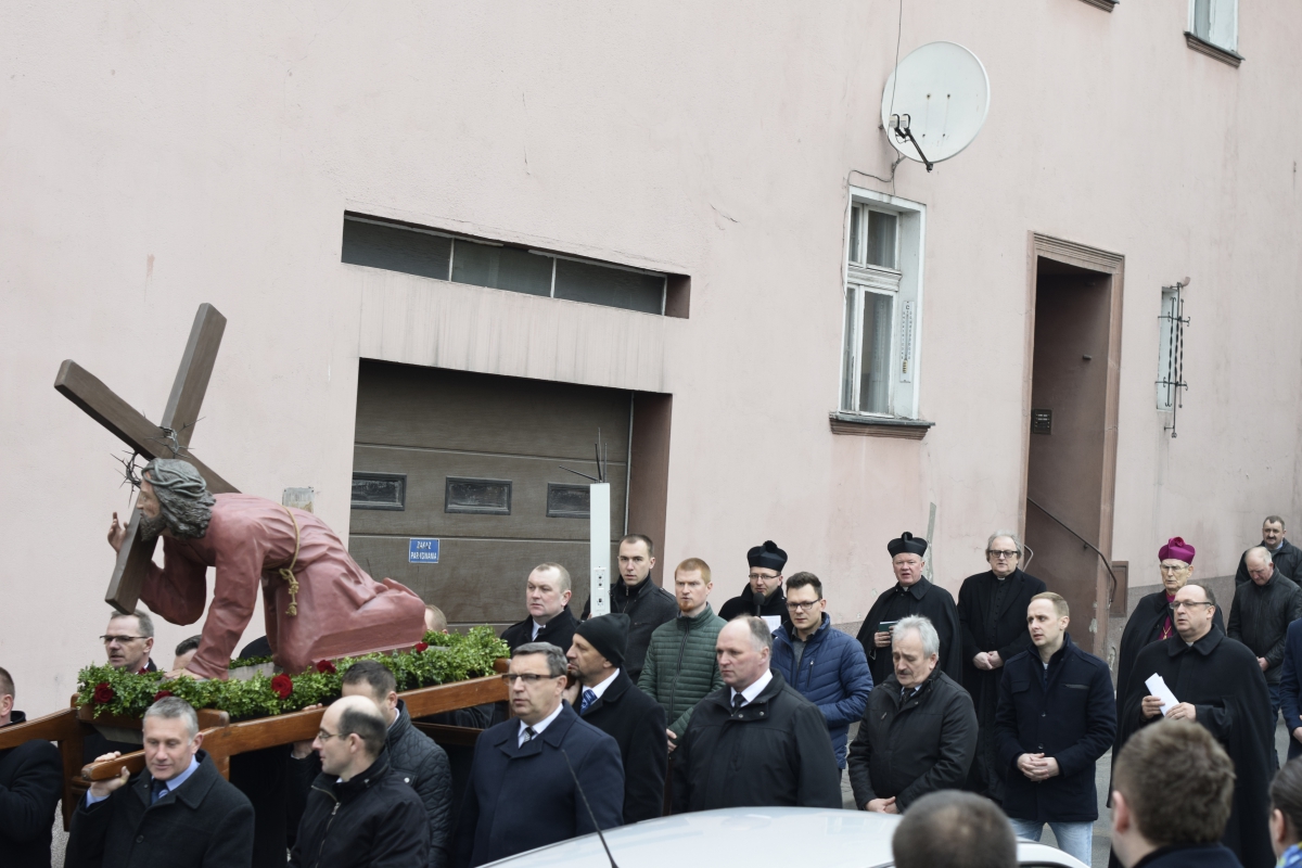 Wielkopiątkowa Procesja Mężczyzn 2018_10