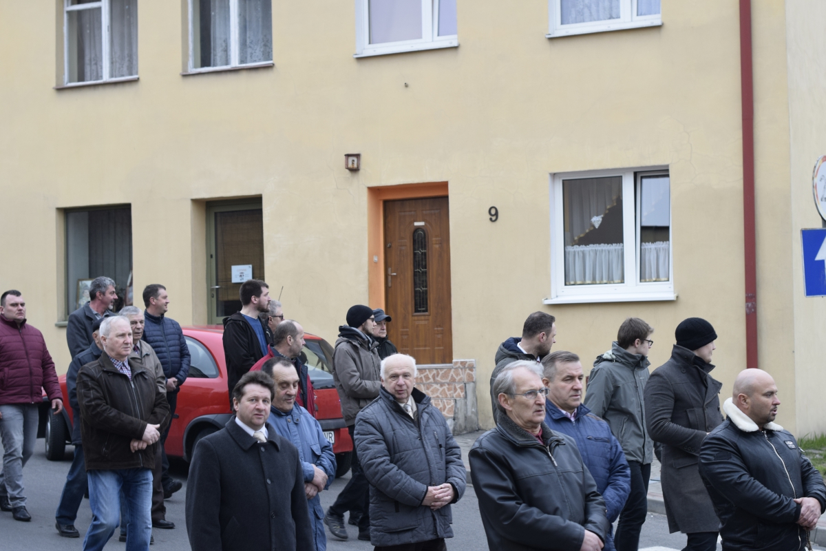 Wielkopiątkowa Procesja Mężczyzn 2018_14