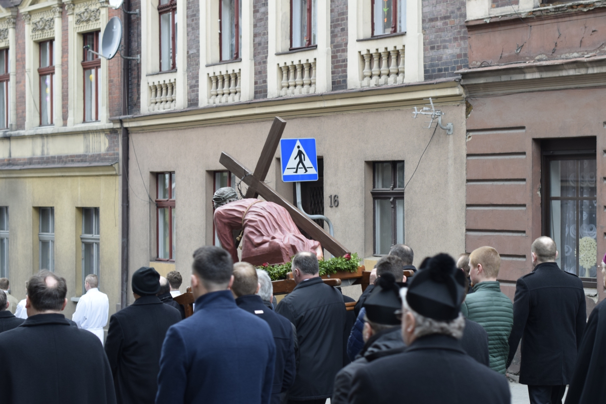 Wielkopiątkowa Procesja Mężczyzn 2018_16