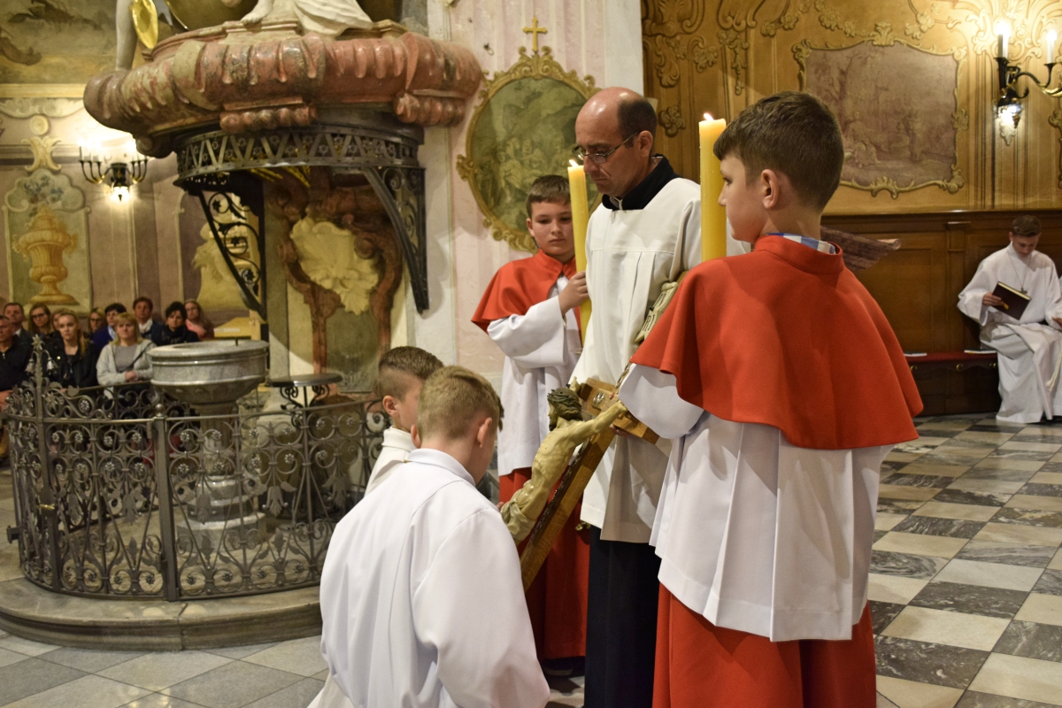 Liturgia Męki Pańskiej 2019_35
