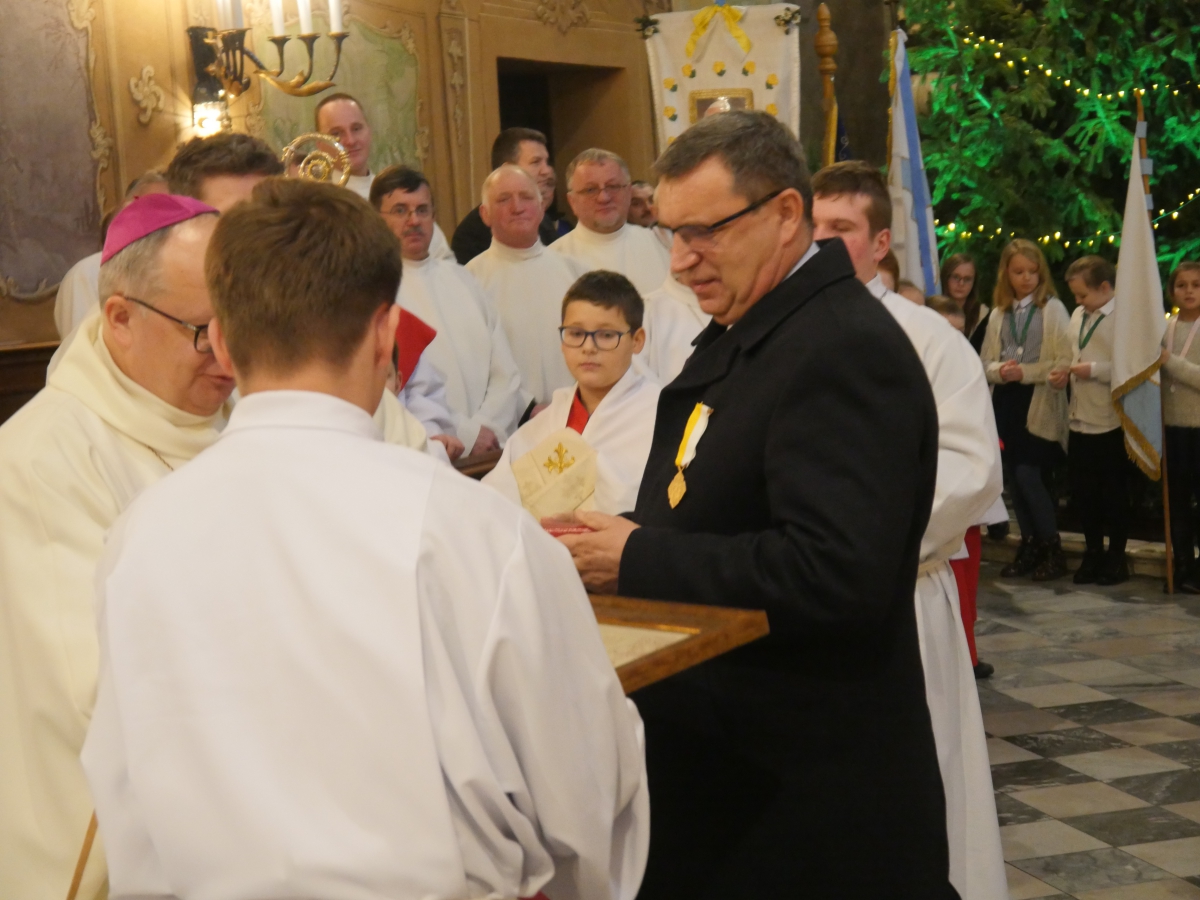 Nasz parafianin odznaczony krzyżem Pro eclesia et pontifice_69