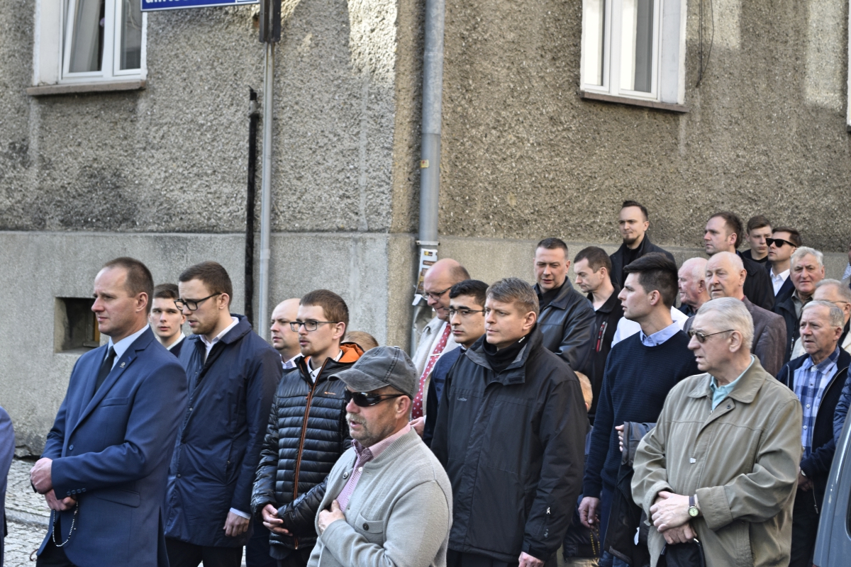 Procesja Mężczyzn Wielki Piątek 2019_19